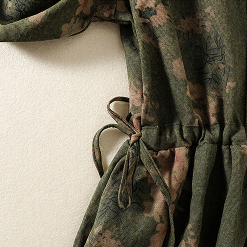 Langärmliges Midikleid aus Baumwolle und Leinen mit Buddha Stones -Druck, Kordelzug und Froschknopf und Taschen - image 6