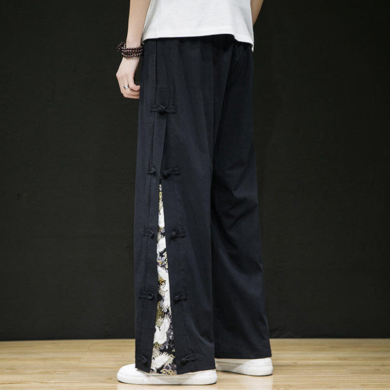 Buddha Stones Lässige Patchwork-Herrenhose mit weitem Bein und Taschen im Kranichmuster mit Froschknopf-Design - image 3