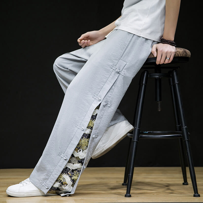 Buddha Stones Lässige Patchwork-Herrenhose mit weitem Bein und Taschen im Kranichmuster mit Froschknopf-Design - image 20