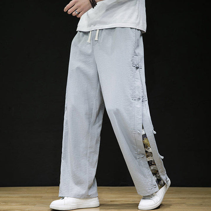 Buddha Stones Lässige Patchwork-Herrenhose mit weitem Bein und Taschen im Kranichmuster mit Froschknopf-Design - image 15