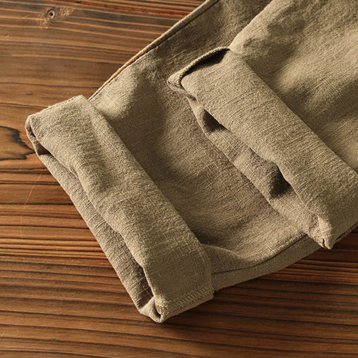 Buddha Stones Lässige, einfarbige, schlichte Herrenhose aus Ramie-Leinen mit Kordelzug und Taschen - image 32