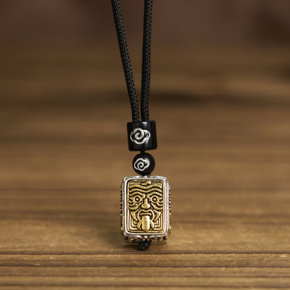 Buddha Stones, tibetische Zakiram, Göttin des Reichtums, Schutzseil, quadratischer Halskettenanhänger - image 1