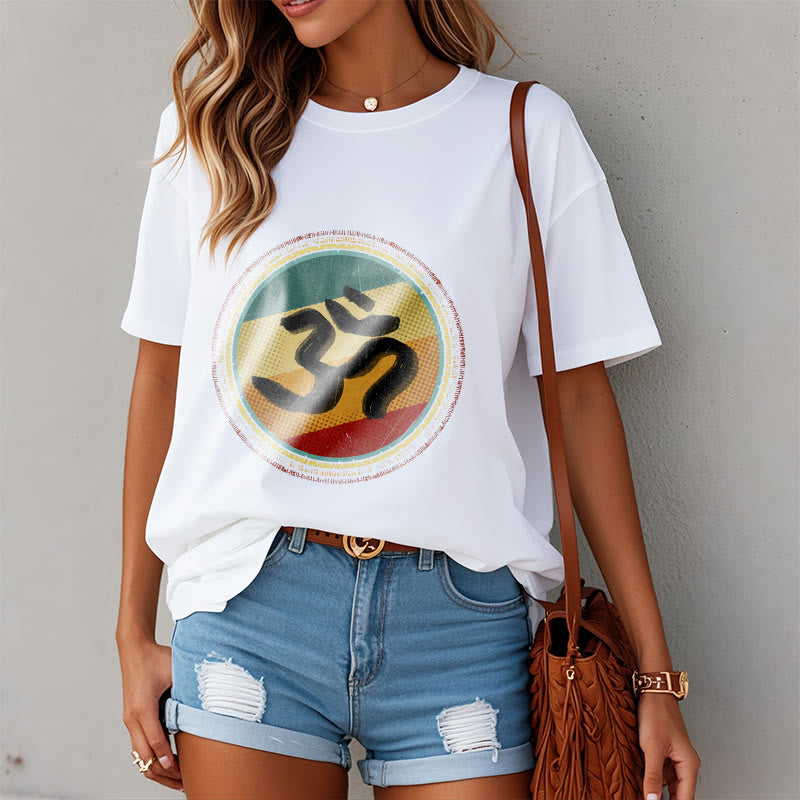 Buddha Stones, leuchtende Farben, einfaches kreisförmiges Mandala-Muster, Om-Symbol, T-Shirt aus Baumwolle - image 3