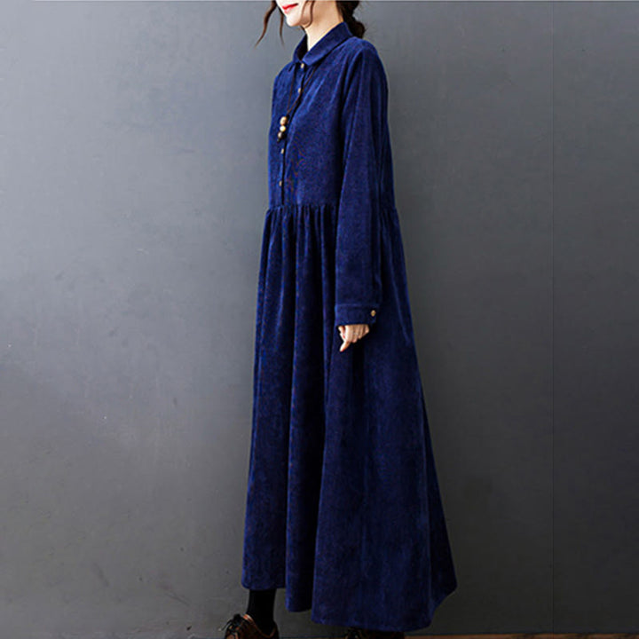 Buddha Stones – Langärmliges Midikleid aus Baumwollcord mit Herbstknöpfen und Taschen - image 23