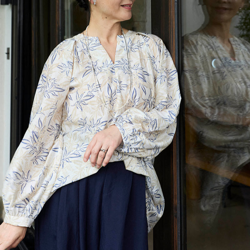 Buddha Stones Blau Beige Blumen Kerbdesign Langarm Damen Shirt für ältere Erwachsene - image 20