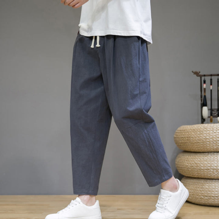 Buddha Stones Lässige Herrenhose aus Baumwollleinen mit Kordelzug und Taschen in reiner Farbe und konischem Design - image 13