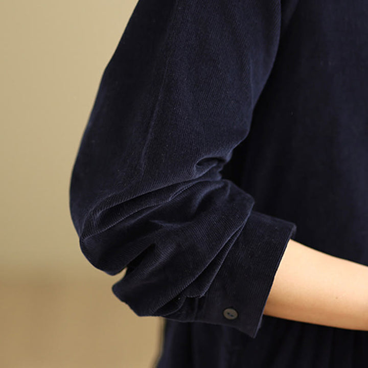 Buddha Stones – Langärmliges Midikleid aus Baumwollcord mit Schnürdesign, Rüschen, Rundhalsausschnitt und Taschen - image 10