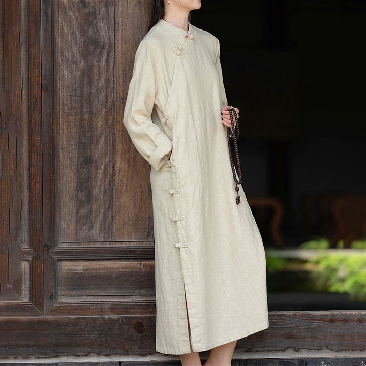 Buddha Stones Fall – Schlichtes, langärmliges Midikleid aus Baumwolle und Leinen mit chinesischem Froschknopf-Design und Taschen - image 3