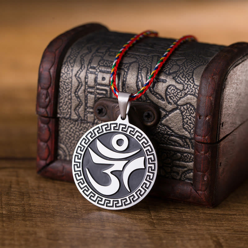 Buddha Stones Om Hum Sanskrit Titan Stahl Glück farbige Seil Halskette Anhänger - image 1