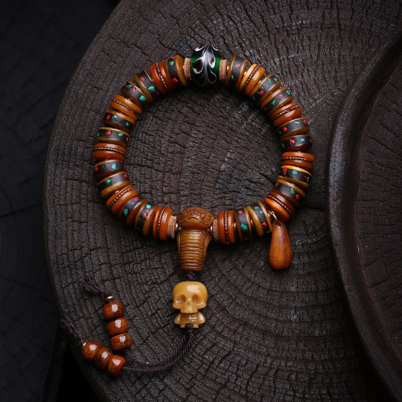 Buddha Stones, Tibet-Knochenperlen, „Der Herr des Leichenwaldes“, Erinnerungen an unsere Vergänglichkeit, Armband - Totenkopf-Anhänger (Handgelenkumfang: 16–17 cm) - image 0