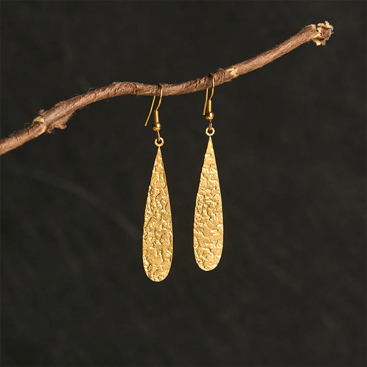 Buddha Stones Elegante Titanstahl-Ohrringe mit Hammermarken - image 1