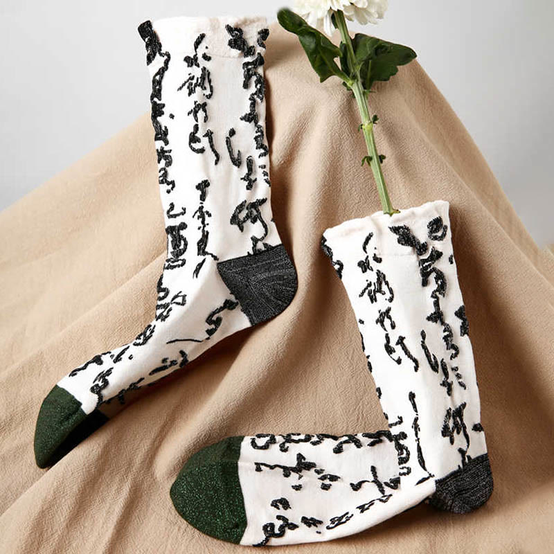 Buddha Stones, chinesische Kalligraphie, farblich passendes Muster, Micro Crew Damen-Baumwollsocken - Weiß - Einheitsgröße (US 4,5–9,5, EU 35–40, UK/AU 2,5–7, Asien 22,5–25 cm) - image 0