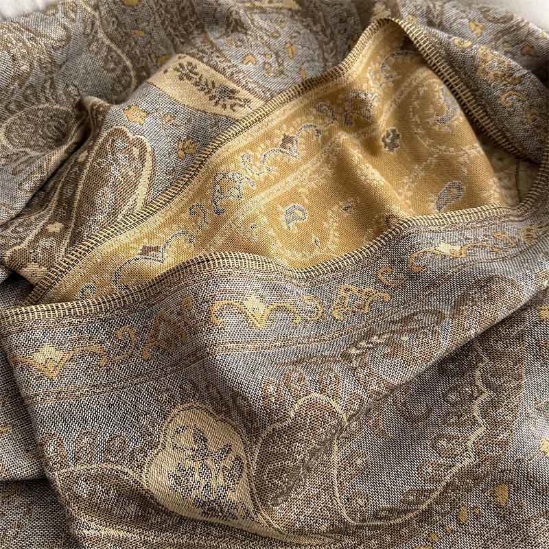 Buddha Stones Frühlings-Schal mit floralem Paisley-Muster und Quasten - image 15