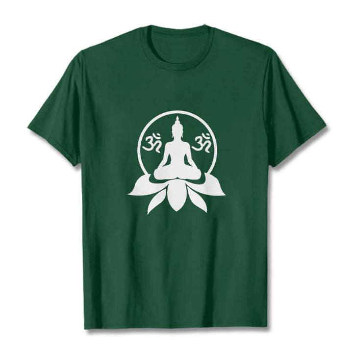 Buddha Stones ​​OM Symbol Sanskrit Mantras Buddha sitzt auf Lotus Blume Design T T-shirt - WaldGrün - 2XL - image 0