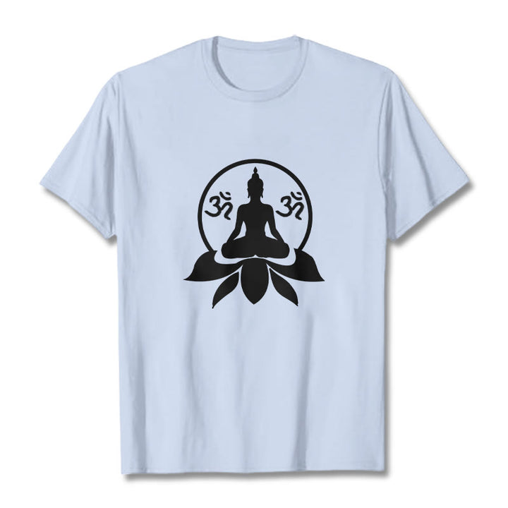 Buddha Stones ​​OM Symbol Sanskrit Mantras Buddha sitzt auf Lotus Blume Design T T-shirt - Hellcyan - 2XL - image 10