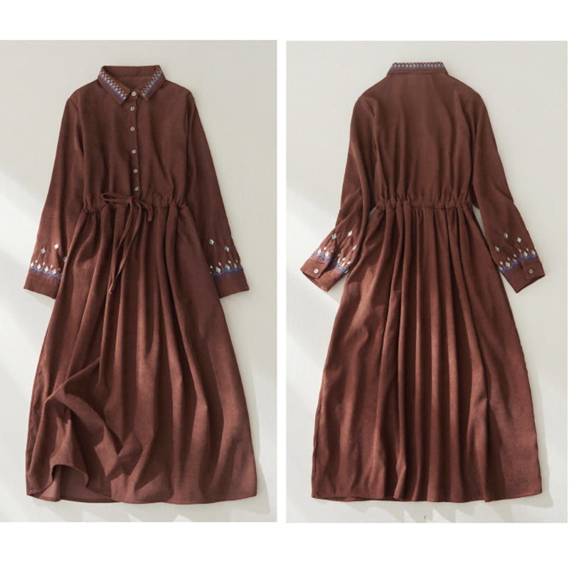 Buddha Stones , besticktes Blumenmuster, Schnürdesign, langärmeliges Midikleid mit Taschen - image 7