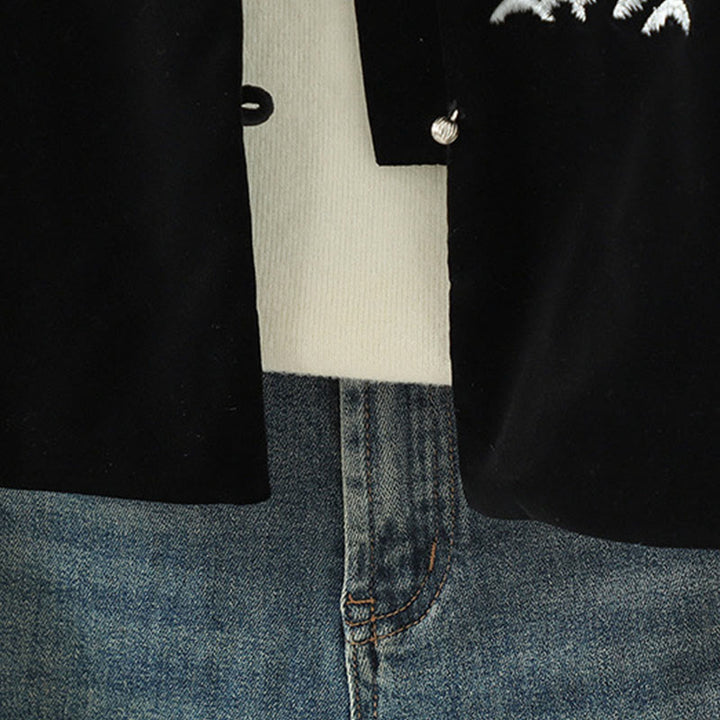 Ärmellose Damenweste mit Buddha Stones und weißem Blumenstickmuster - image 13