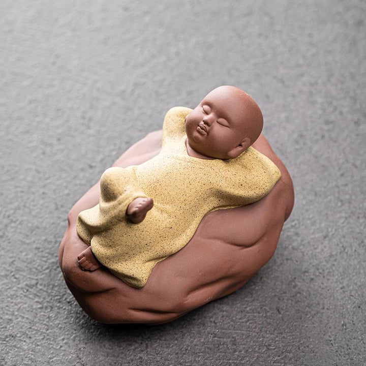 Buddha Stones , nach oben blickender ruhender Mönch, Keramikstatue, Symbol des Mitgefühls, Heimdekoration - Rest Yellow Monk 8,2*6,2*6,2cm - image 9