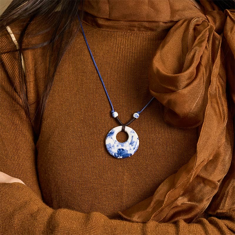 Buddha Stones ​​Ethnische Pfingstrose Pfirsich Blüten Lotus Symbol Keramik Halskette Erleuchtung Anhänger - image 4