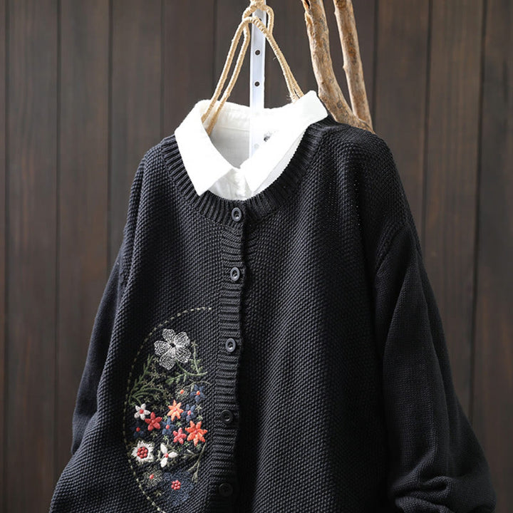 Strickcardigan mit Buddha Stones, Blumenstickerei und Knöpfen aus Baumwolle, Damen, langärmelig - image 25