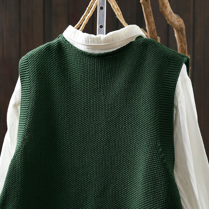 Ärmellose Damenweste aus Baumwolle mit Buddha Stones, Hasenmotiv, Baumstickerei und Knöpfen - image 6