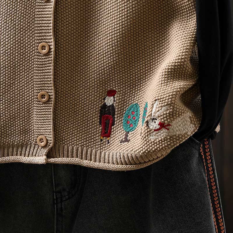 Ärmellose Damenweste aus Baumwolle mit Buddha Stones, Hasenmotiv, Baumstickerei und Knöpfen - image 17