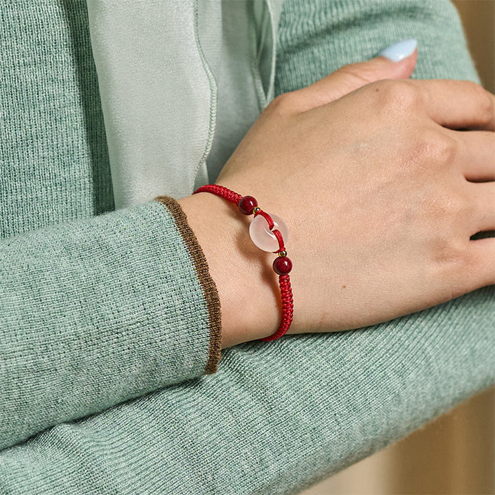 Buddha Stones -Friedensschnalle, weißer Achat-Flachknoten, Diamantknoten, rotes Schnurverbindungsarmband - image 7