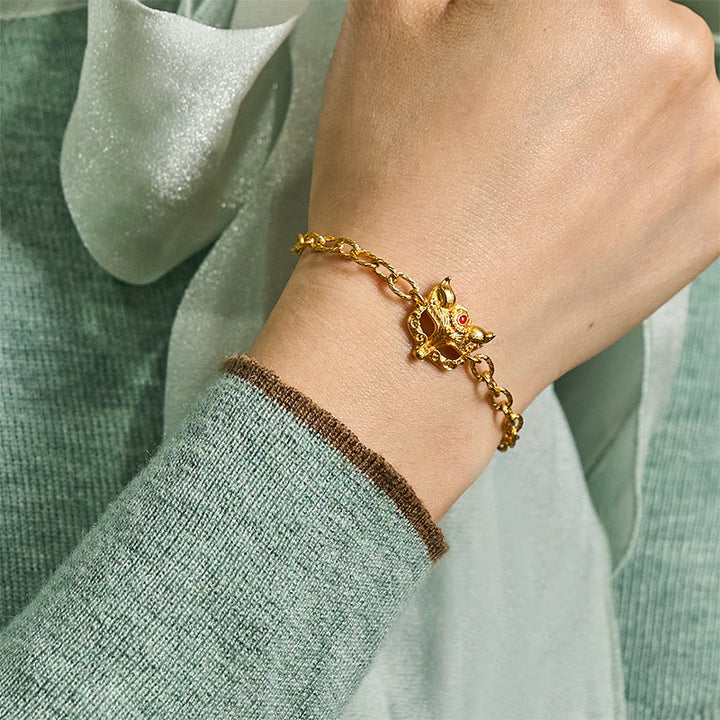 Buddha Stones Armband aus 24-karätig vergoldetem Messing mit Fuchsmotiv und Herzanhänger - image 6