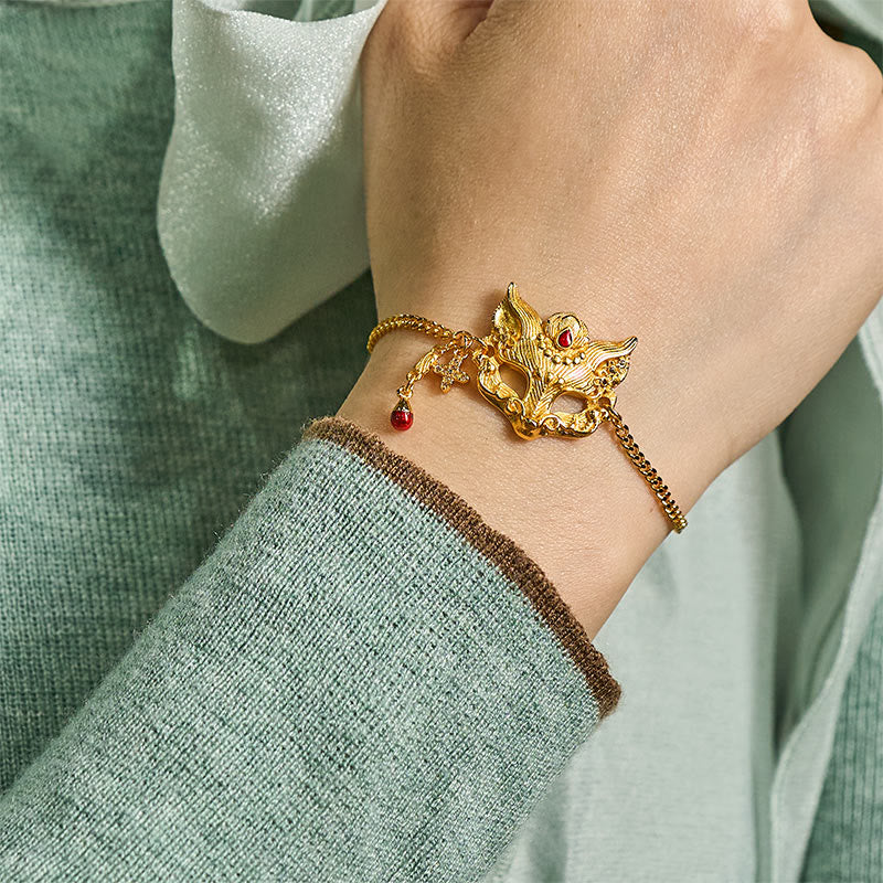 Armband mit Buddha Stones, 24 Karat vergoldetem Messing, Fuchsmasken-Anhänger und Quaste - image 6