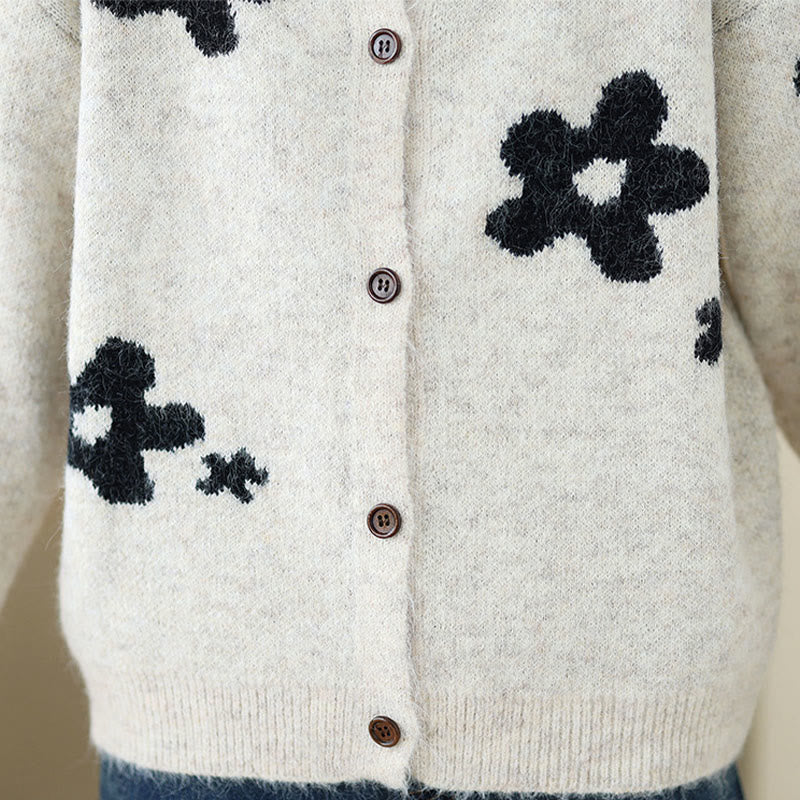Strickcardigan mit Buddha Stones, Winterblumen, Knöpfen und langen Ärmeln aus Baumwolle für Damen - image 15