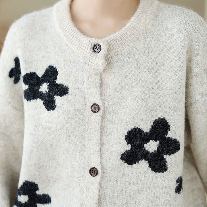 Strickcardigan mit Buddha Stones, Winterblumen, Knöpfen und langen Ärmeln aus Baumwolle für Damen - image 13