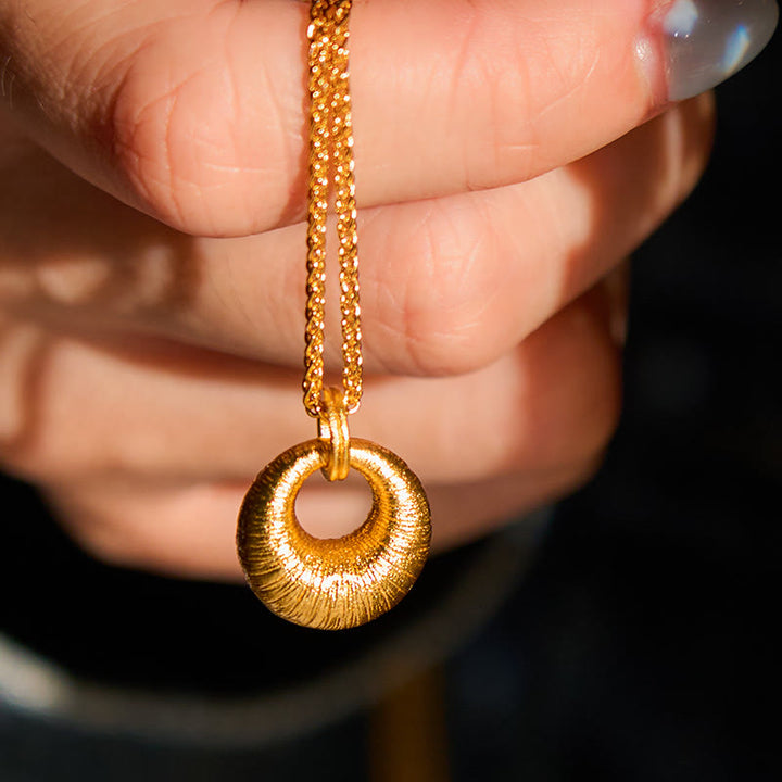 Buddha Stones, 24 Karat vergoldete Kupfer-Friedensschnalle, strukturierte Reichtumskette, Anhänger - image 5