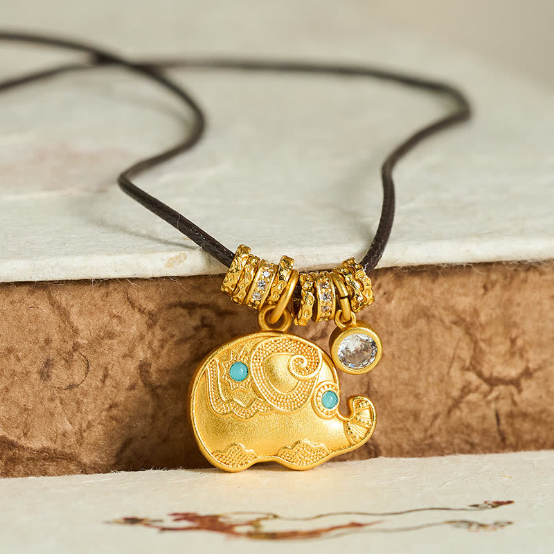 Buddha Stones -Elefanten-Symbol-Halskette mit Anhänger aus 24-karätig vergoldetem Messing - image 1