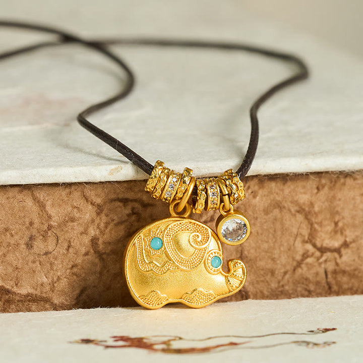 Buddha Stones -Elefanten-Symbol-Halskette mit Anhänger aus 24-karätig vergoldetem Messing - image 1