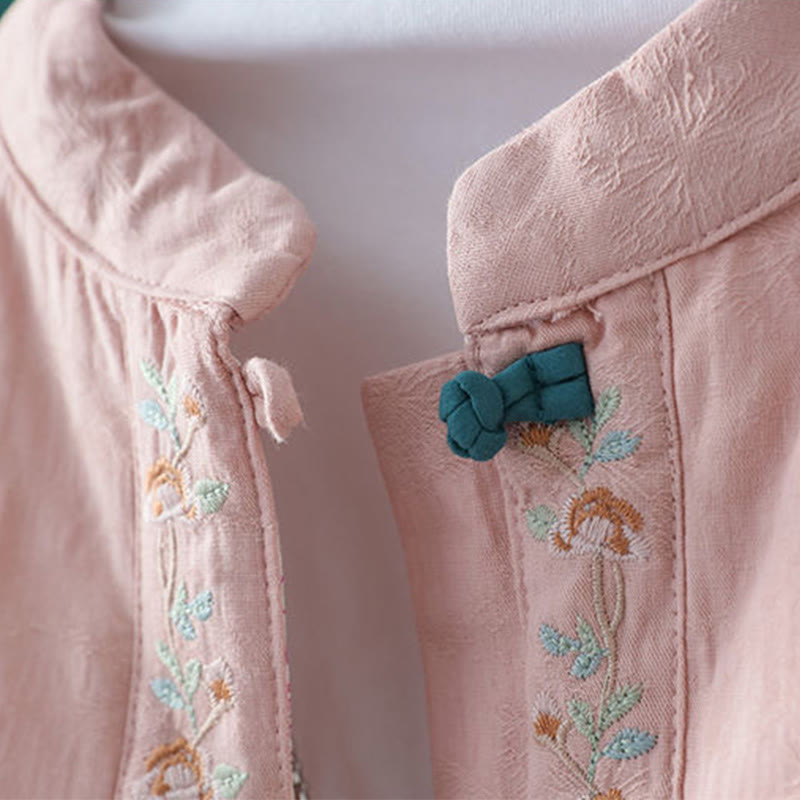 Winterliche Damen-Thermojacke aus Baumwolle mit Buddha Stones, Froschknopfstickerei, Blumenranken und Stickerei. - image 4