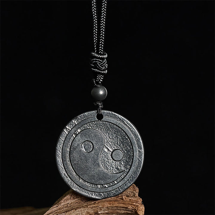 Buddha Stones, natürlicher, authentischer Shungit-Stein, geschnitzter Yin-Yang-Schutzanhänger - Schungitstein (Schutz ♥ Erdung) - 35-40 mm - image 0