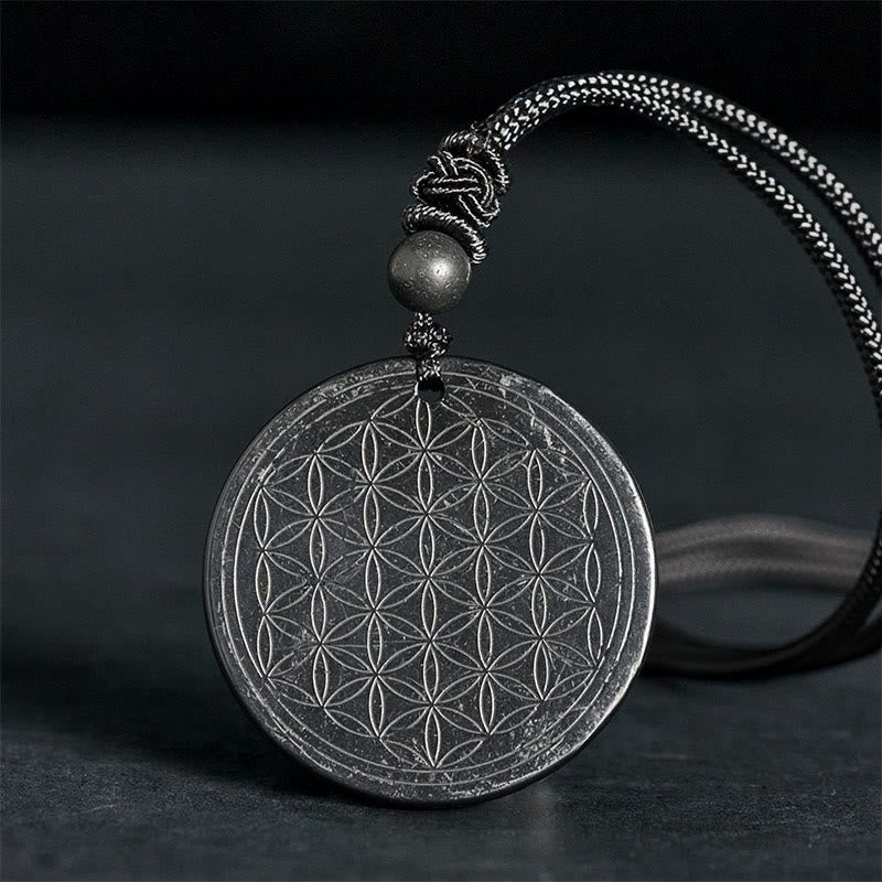 Buddha Stones Blume des Lebens-Schnitzdesigns, authentischer Schungit-Schutzstein-Halskettenanhänger - Blume des Lebens (Intaglio-Schnitzerei) - 35-40 mm - image 9