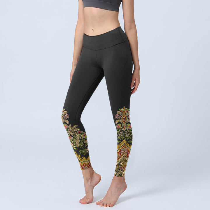Leggings mit Buddha Stones, zarten warmen Farbtönen und Blumen-/Blattmuster – Damen-Yogahose - Schwarz - US18, UK/AU22, EU50 (4XL) - image 0