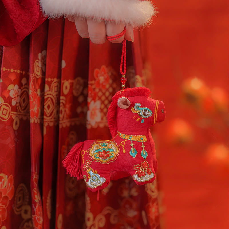 Buddha Stones, Jahr des Pferdes, rote Schnurstickerei, Hängedekoration - Rotes Pferd (11,1 x 9,7 cm) - image 0