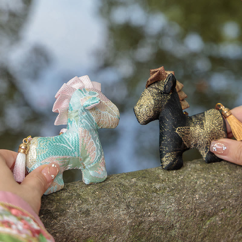 Buddha Stones, Jahr des Pferdes, rote Schnurquasten-Stickerei, Hängedekoration - image 15