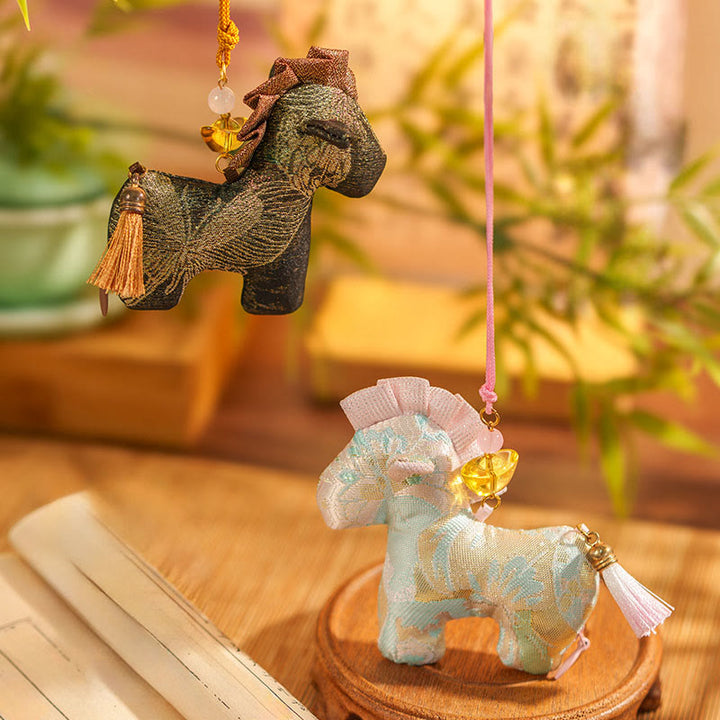 Buddha Stones, Jahr des Pferdes, rote Schnurquasten-Stickerei, Hängedekoration - image 19