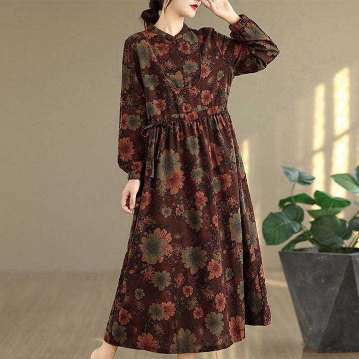 Langärmeliges Baumwoll-Midikleid mit Buddha Stones -Blumenmuster und Taschen - image 1