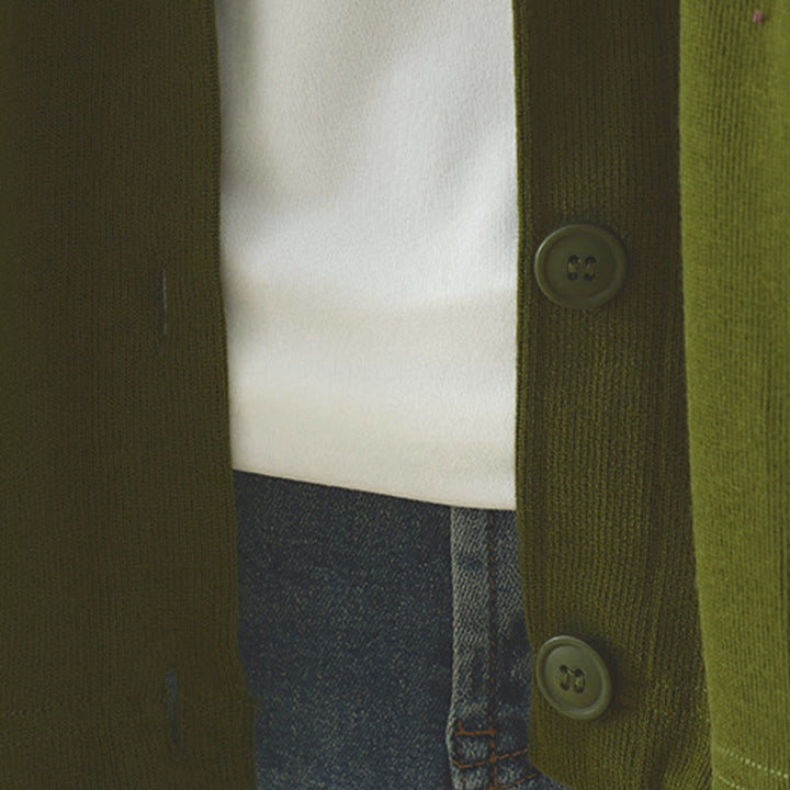 Damen-Strickjacke mit Buddha Stones, einfarbig, mit Knöpfen, Ziertasche und langen Ärmeln - image 11