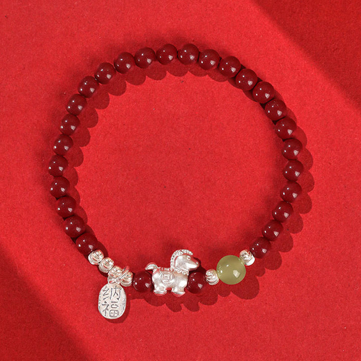 Buddha Stones ​​Jahr des Pferdes Zinnober Hetian-Jade 999 Sterlingsilber Rotes Faden Konzentrationsarmband - Pferd aus 999er Sterlingsilber mit Zinnober und Hetian-Jade (Handgelenkumfang: 14-15 cm) - image 1
