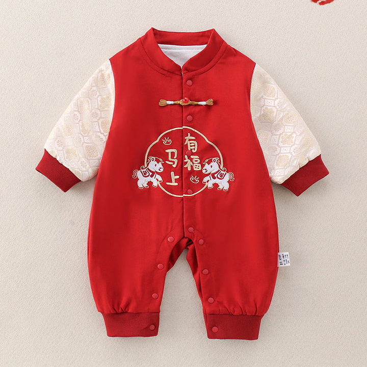 Buddha Stones ​​Frühling Herbst Rot Jahr des Pferdes Glücksdesign Baby Mädchen Jungen Baumwolle Langarm Einteiler Strampler - Rot - 10-15 Mio. - image 0