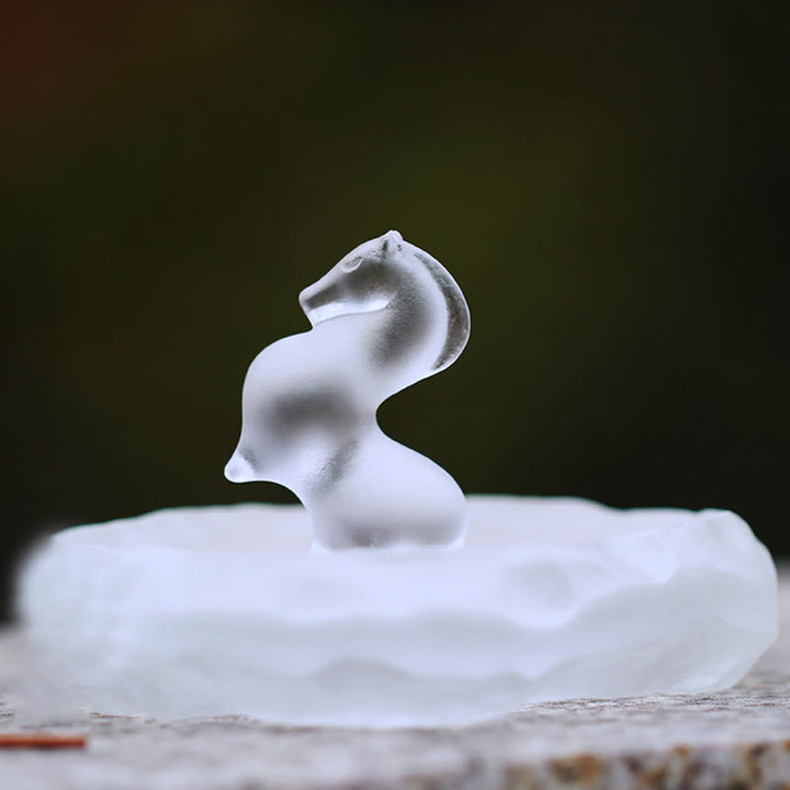 Buddha Stones, Jahr des Pferdes, Lotus-Kapsel, Lotusblatt, Liuli-Kristall-Kunstwerk, Energie-Dekoration für Zuhause oder Büro - image 1