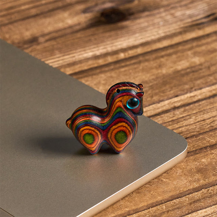 Buddha Stones, Jahr des Pferdes, geschnitztes Tang-Pferd, Regenbogen-Eukalyptus, kreative Schreibtischdekoration - image 2