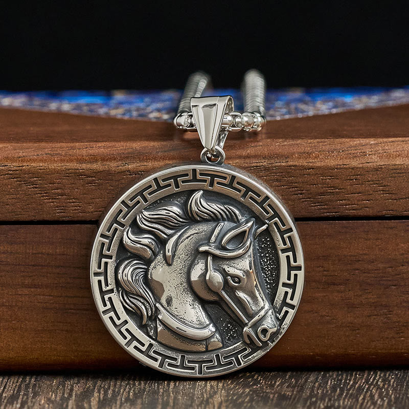 Buddha Stones ​​Jahr des Pferdes Titanstahl Waage-Halskette Anhänger - image 2