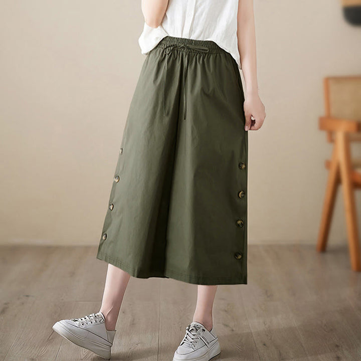 Buddha Stones Schlichte Caprihose für Damen mit seitlicher Knopfleiste, weitem Bein und Taschen - image 11