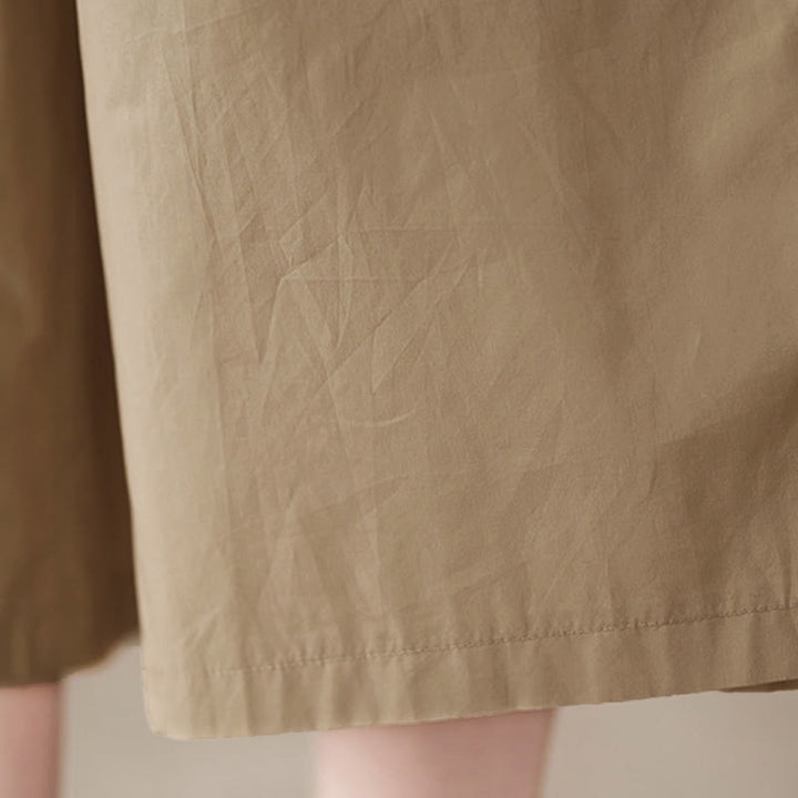 Buddha Stones Schlichte Caprihose für Damen mit seitlicher Knopfleiste, weitem Bein und Taschen - image 26